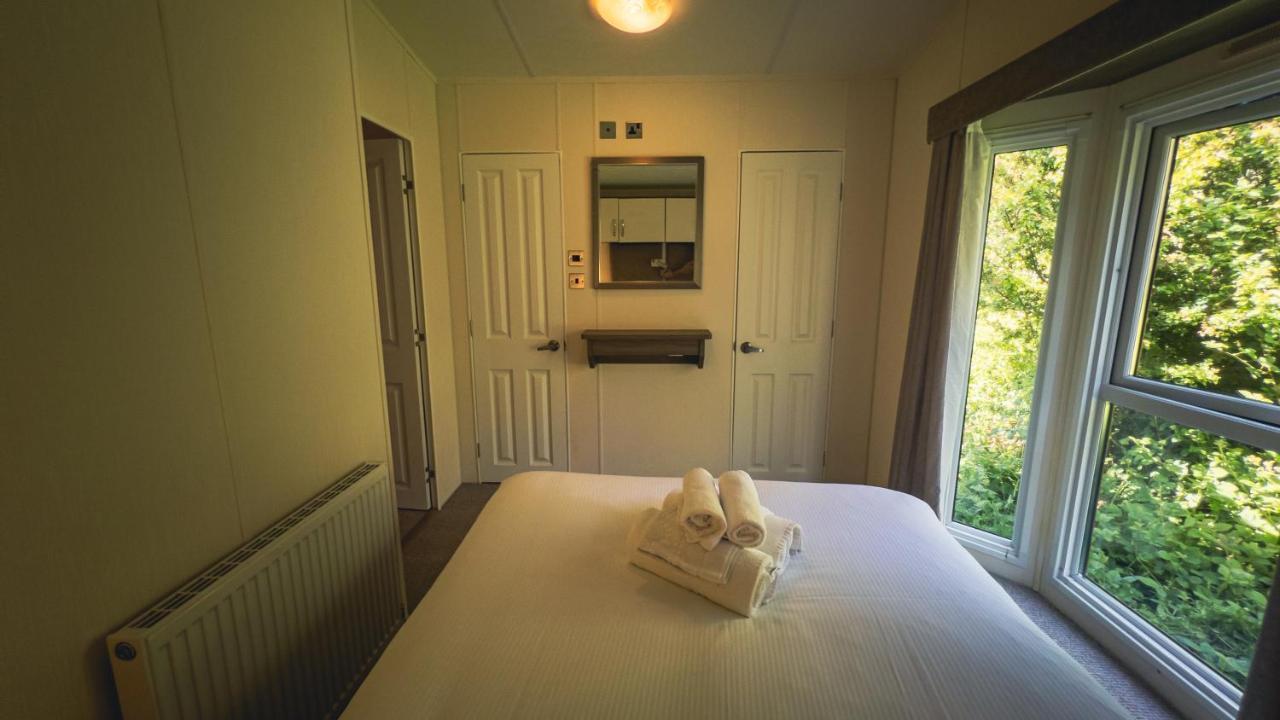 Hazel Oaks, Beautiful Lodge With Hot Tub - Sleeps 6 - Felmoor Park Morpeth Eksteriør billede